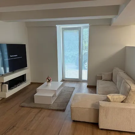 Zara Apartment